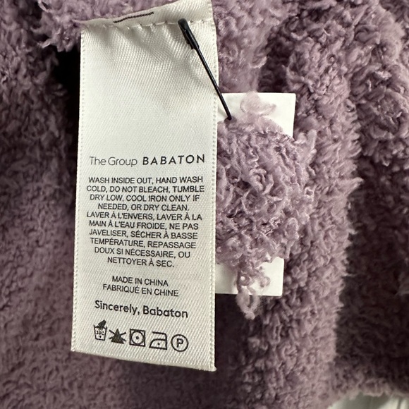 Aritzia Babaton Retreat Sweater - Picture 5 of 5
